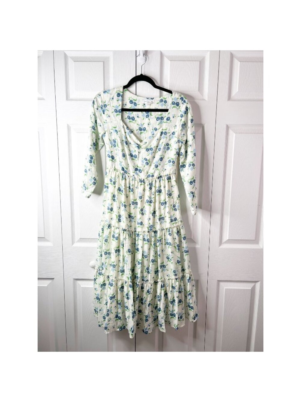 Sweet Baby Jamie Ivory Blue Floral Print Tiered Midi Dress Women's Size Small S